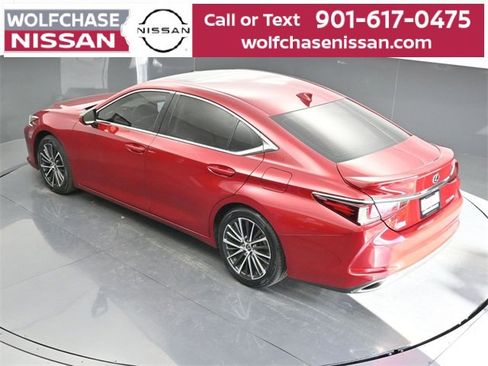 Used 2023 Lexus ES 350 w/ Premium Package image 30