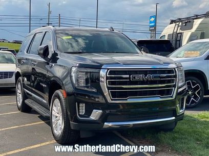Used 2024 GMC Yukon SLT w/ SLT Premium Package