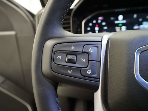 Used 2025 GMC Sierra 1500 Elevation AWD/4WD image 16