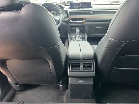 Used 2025 MAZDA CX-50 AWD 2.5 Hybrid w/ Premium Pkg image 17