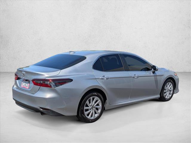 Used 2023 Toyota Camry LE FWD image 5