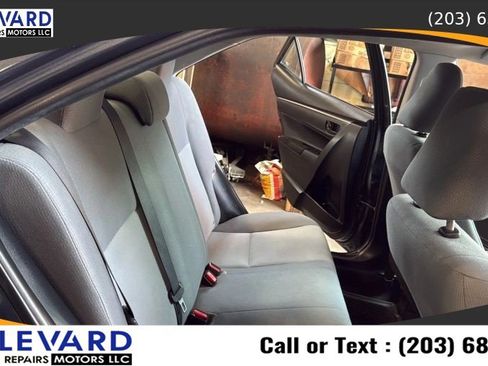 Used 2016 Toyota Corolla L FWD image 33