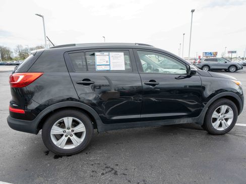 Used 2011 Kia Sportage LX w/ Convenience Pkg FWD image 6