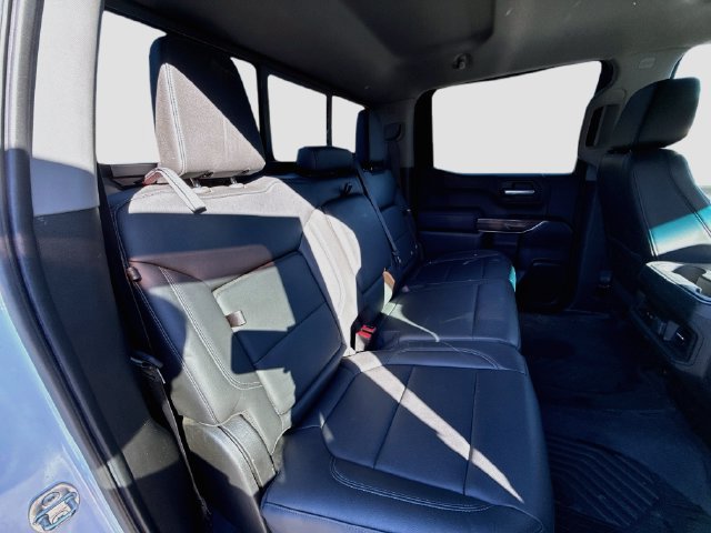 Used 2020 Chevrolet Silverado 1500 LT Trail Boss AWD/4WD image 27