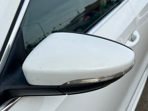 Used 2017 Volkswagen Passat 1.8T R-Line w/ R-Line Lighting Package image 21