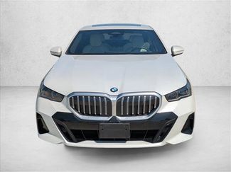 Used 2025 BMW 530i xDrive w/ M Sport Package AWD/4WD video 2