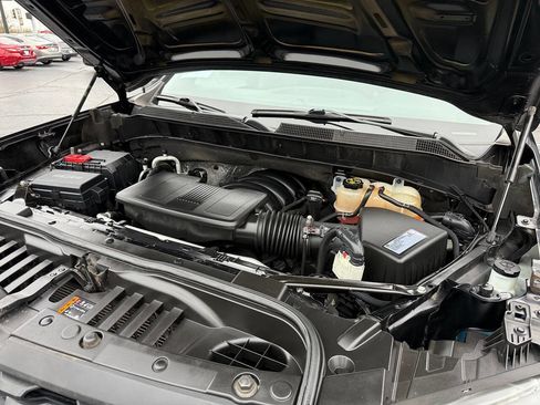 Used 2021 Chevrolet Silverado 1500 Custom Trail Boss w/ Realtree Special Edition image 12