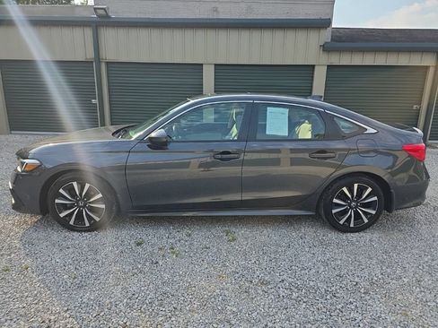 Used 2024 Honda Civic EX image 2
