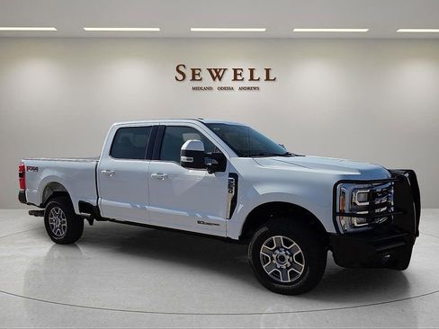 Used 2023 Ford F250 Lariat w/ FX4 Off-Road Package AWD/4WD image 6