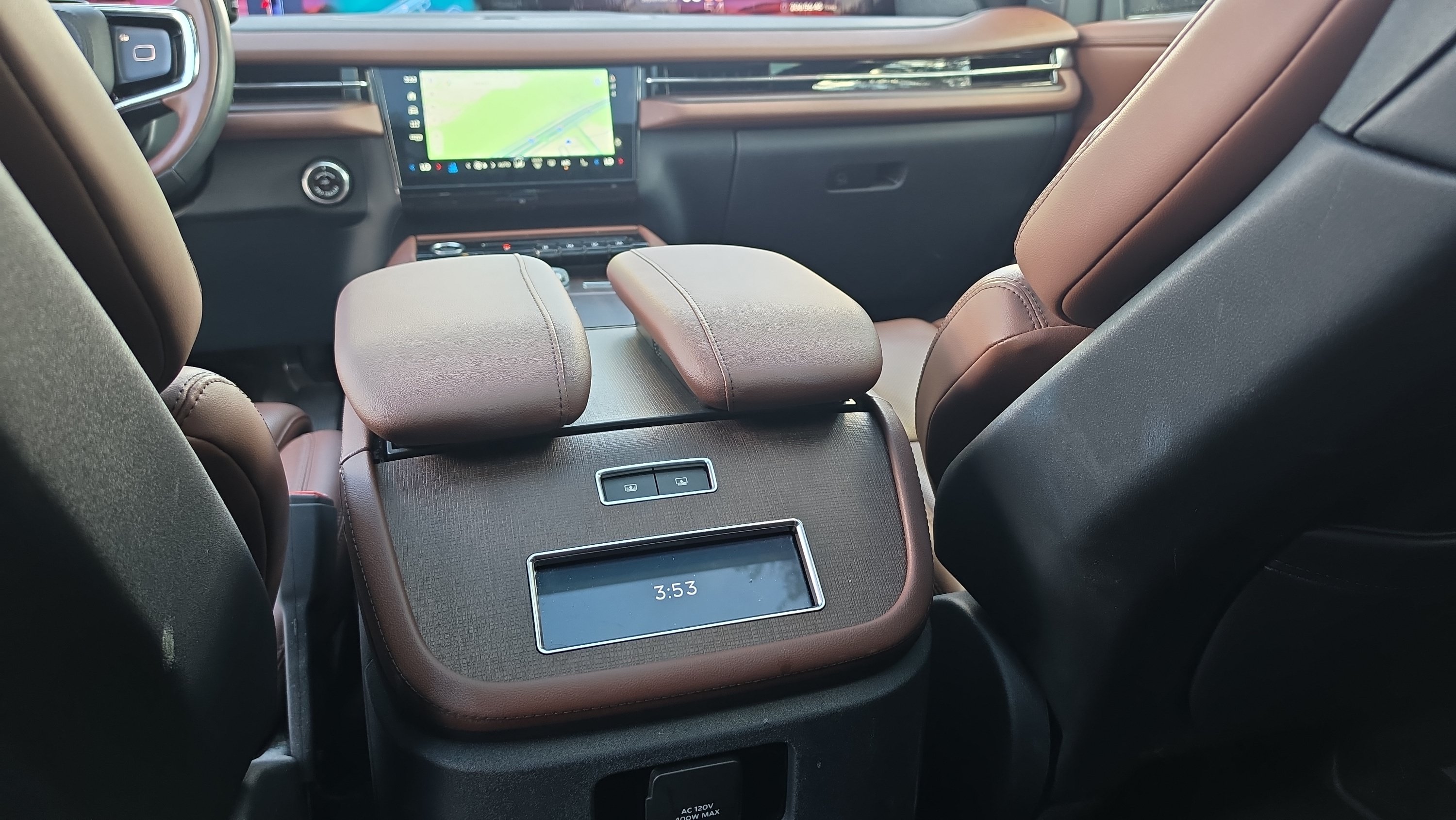 Used 2025 Lincoln Navigator Reserve AWD/4WD image 24