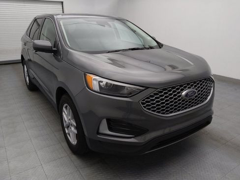 Used 2024 Ford Edge SEL image 13