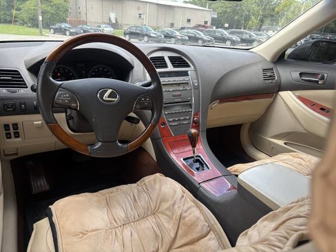 Used 2012 Lexus ES 350 image 23