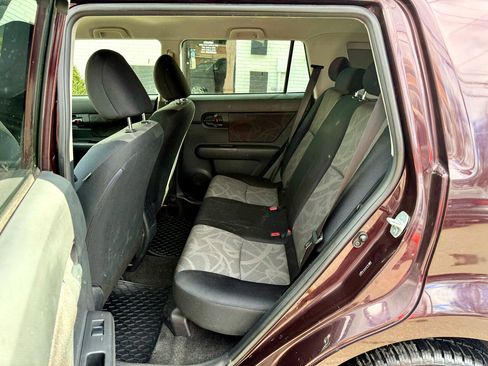 Used 2015 Scion xB image 19