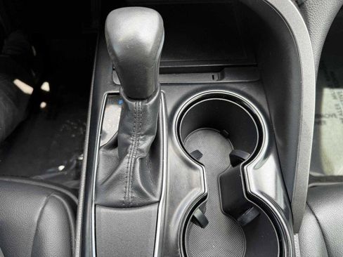 Used 2019 Toyota Camry SE image 29