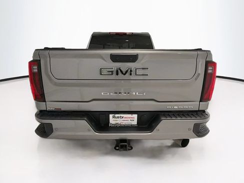 Used 2026 GMC Sierra 2500 Denali Ultimate AWD/4WD image 6