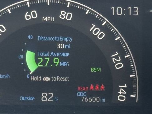 Used 2024 Toyota RAV4 XLE FWD image 16