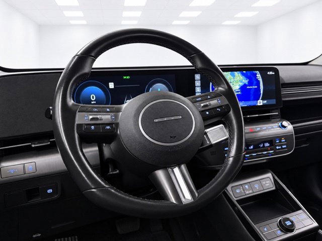 Used 2025 Hyundai Kona SEL FWD image 21