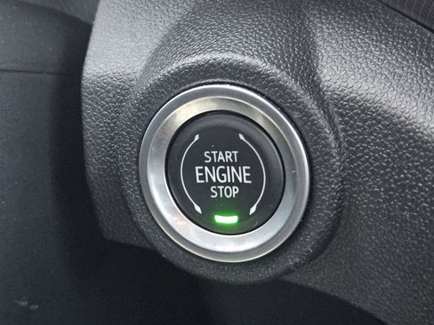 Used 2021 Chevrolet TrailBlazer LT w/ Convenience Package image 21