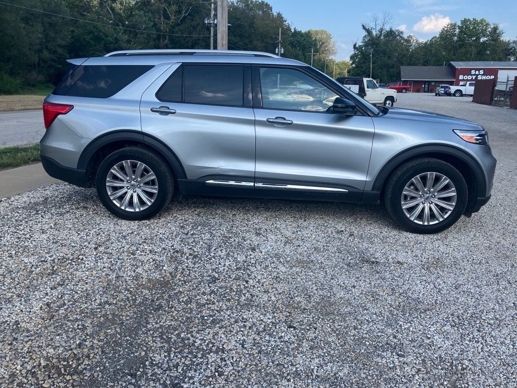 Used 2020 Ford Explorer Limited AWD/4WD image 9