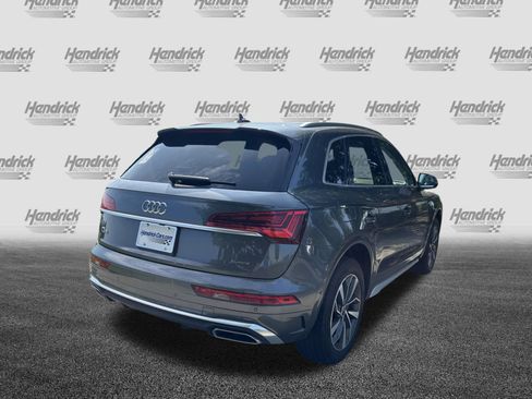 Used 2023 Audi Q5 2.0T Premium Plus w/ Premium Plus Package AWD/4WD image 11