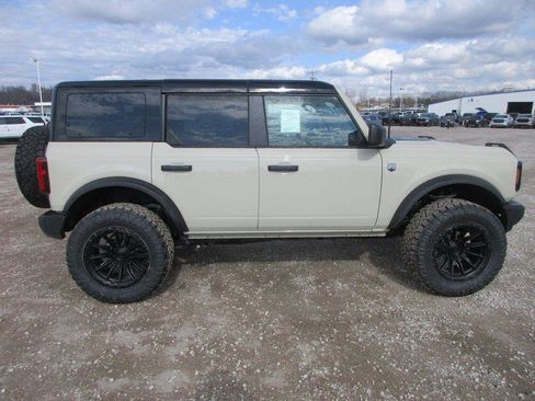 New 2026 Ford Bronco Big Bend image 3