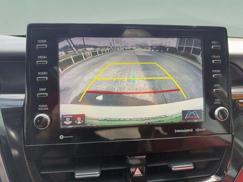 Used 2022 Toyota Camry XSE image 19