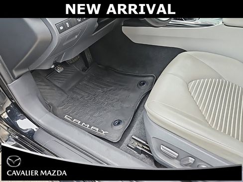 Used 2019 Toyota Camry SE image 13