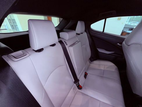 Used 2025 Lexus UX 300h FWD w/ Accessory Package (Z1) image 12