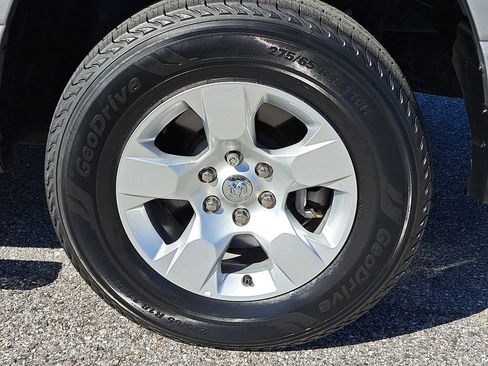 Used 2023 RAM 1500 Big Horn image 5