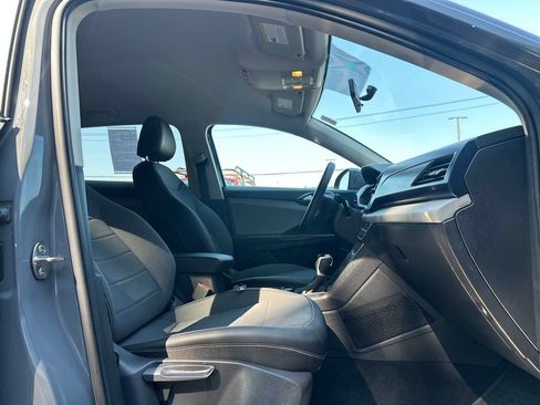 Used 2022 Volkswagen Taos SE AWD/4WD image 19