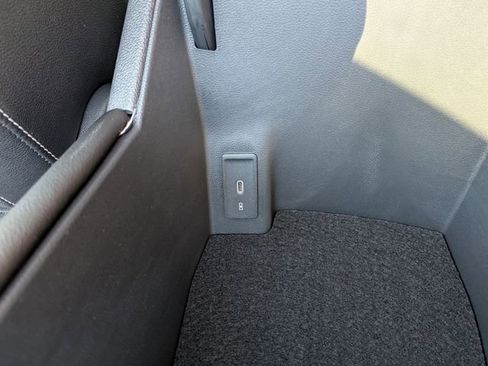 New 2026 Volkswagen Atlas SEL image 21