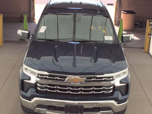 Used 2023 Chevrolet Silverado 1500 LTZ w/ LTZ Convenience Package II AWD/4WD image 2