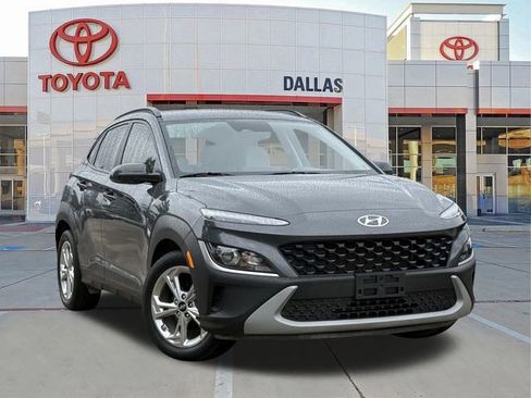 Used 2023 Hyundai Kona SEL FWD image 1