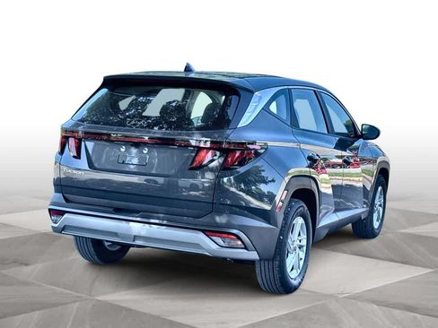 New 2026 Hyundai Tucson SE FWD image 8