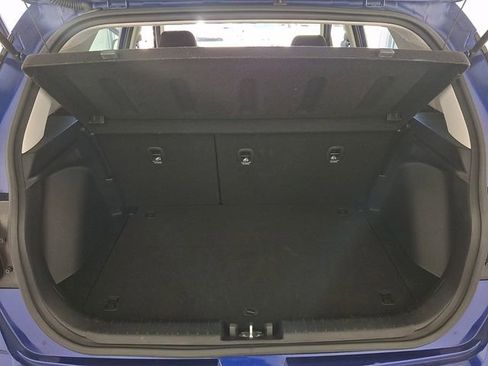 Certified 2025 Hyundai Venue SEL FWD image 35
