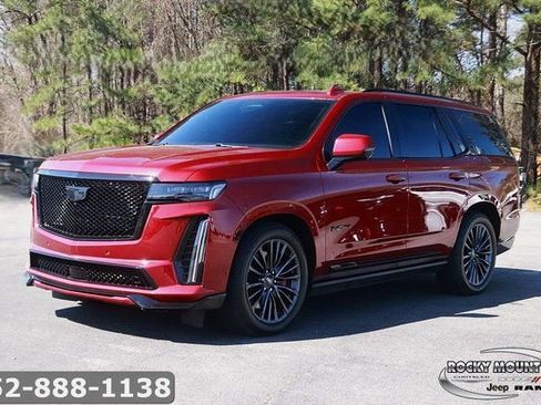 Used 2023 Cadillac Escalade V AWD/4WD image 3