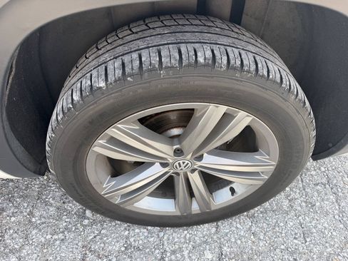 Used 2018 Volkswagen Atlas SEL AWD/4WD image 10