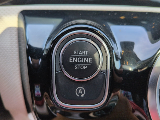 Used 2022 Mercedes-Benz A 220 4MATIC image 21