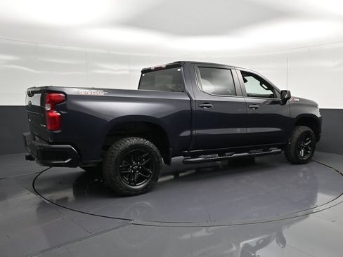 Used 2024 Chevrolet Silverado 1500 Custom Trail Boss AWD/4WD image 3