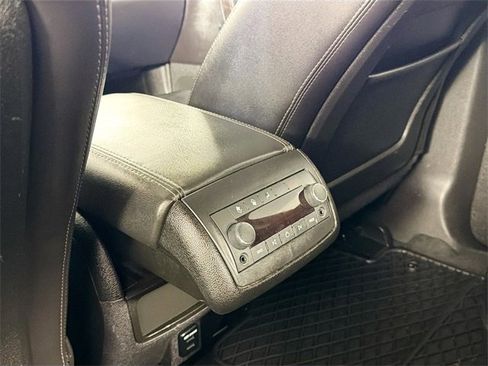 Used 2016 GMC Acadia Denali image 27