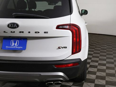 Used 2020 Kia Telluride S AWD/4WD image 17