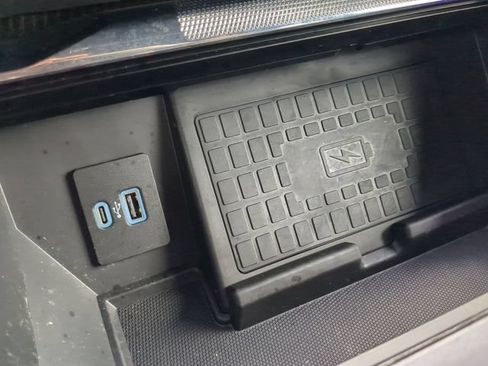 Certified 2022 Ford F150 Platinum AWD/4WD image 22
