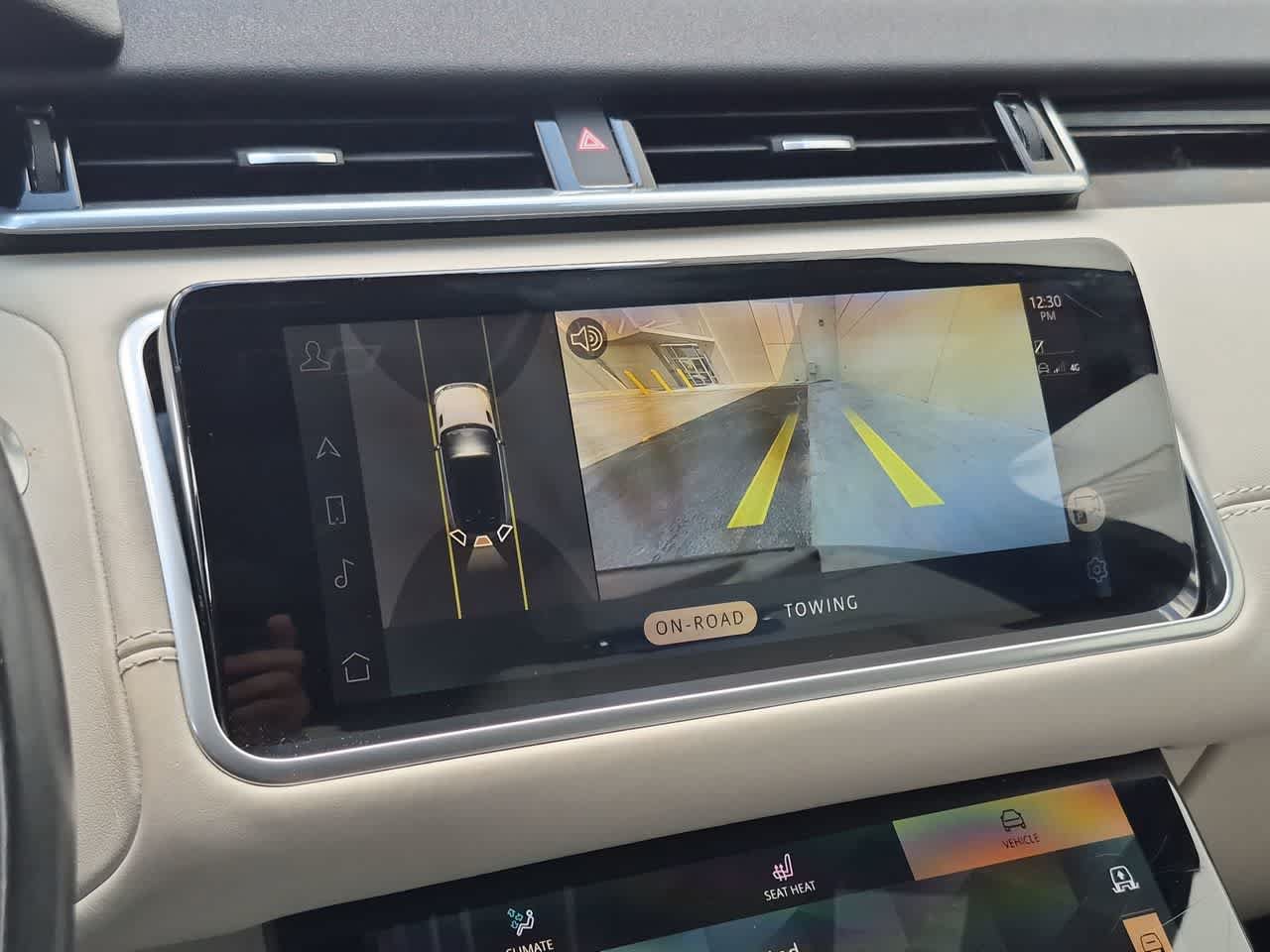 Certified 2023 Land Rover Range Rover Velar R-Dynamic S AWD/4WD image 31