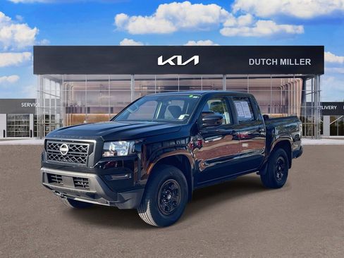 Used 2023 Nissan Frontier S w/ Technology Package image 3