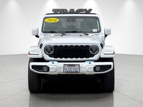 Used 2024 Jeep Wrangler High Altitude AWD/4WD image 9