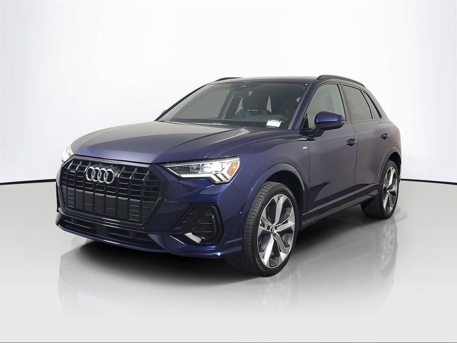 Used 2021 Audi Q3 2.0T Premium Plus AWD/4WD image 3