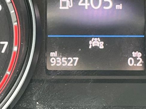 Used 2021 Volkswagen Atlas SE image 37