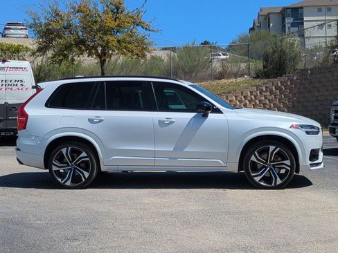Used 2021 Volvo XC90 T6 R-Design w/ Advanced Package image 4