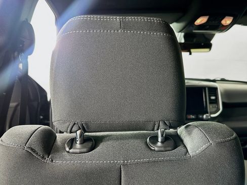 New 2026 RAM 1500 Express image 27