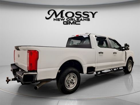 Used 2023 Ford F250 XL w/ XL Chrome Package image 5